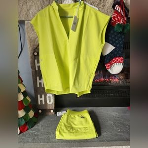 Brand New Pair of Citron Figs